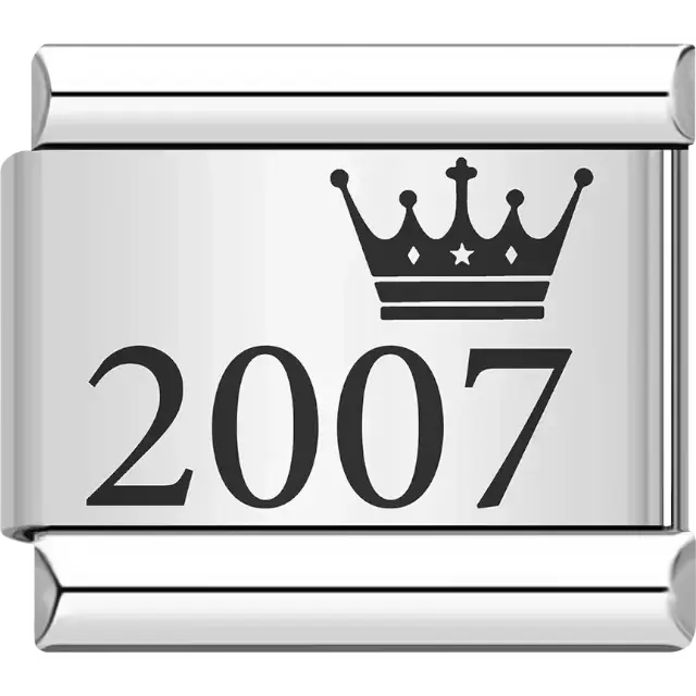 “2007” black text with a crown Italian charm bracelet link