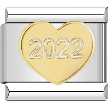 Gold heart design engraved with 2022 Italian charm bracelet link