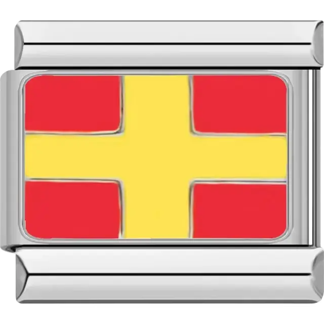 Red and yellow Romeo maritime flag meaning "Preparing to replenish (at sea)" or "Ready duty ship (in port)" Italian charm bracelet link